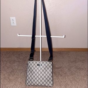 **Gucci Crossbody